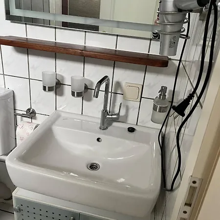 Apartamento Winter's Retreat Apartment, Privater Eingang Und Kostenloser Parkplatz *