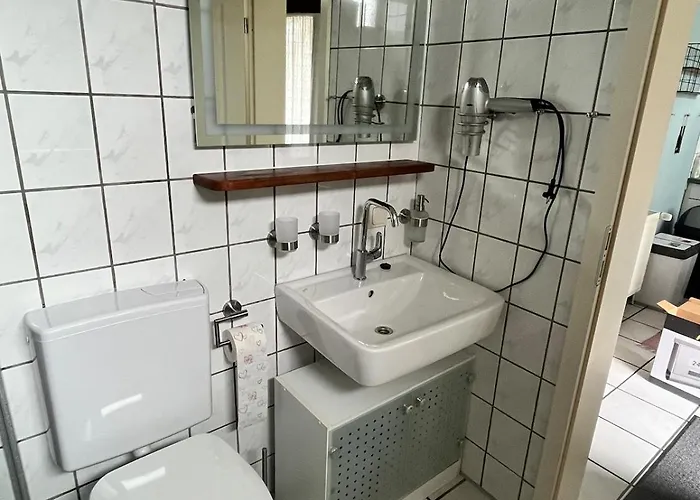 Winter's Retreat Apartment, Privater Eingang Und Kostenloser Parkplatz דירה